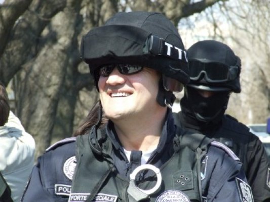 Fostul șef al mascaților constănțeni, Emil Moraru, s-a angajat la Primăria Constanța. Instruiește polițiștii locali